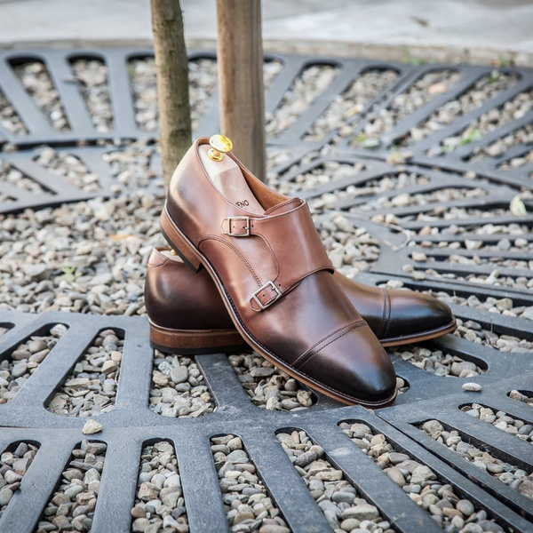 Brązowe Monki APOLLO