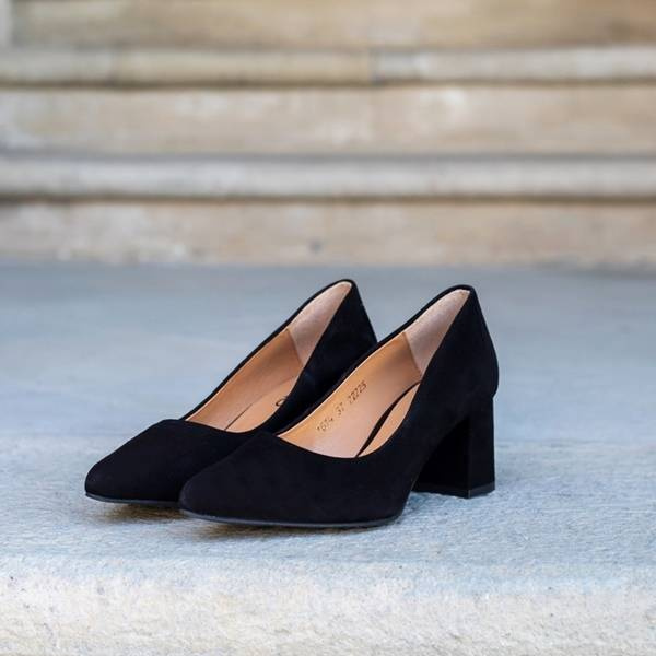 Czarne czółenka  ISABELLA