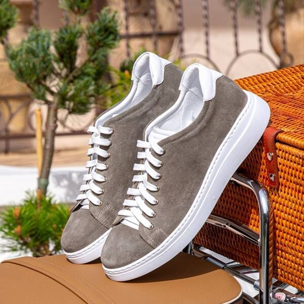 Oliwkowe sneakersy męskie NOAH